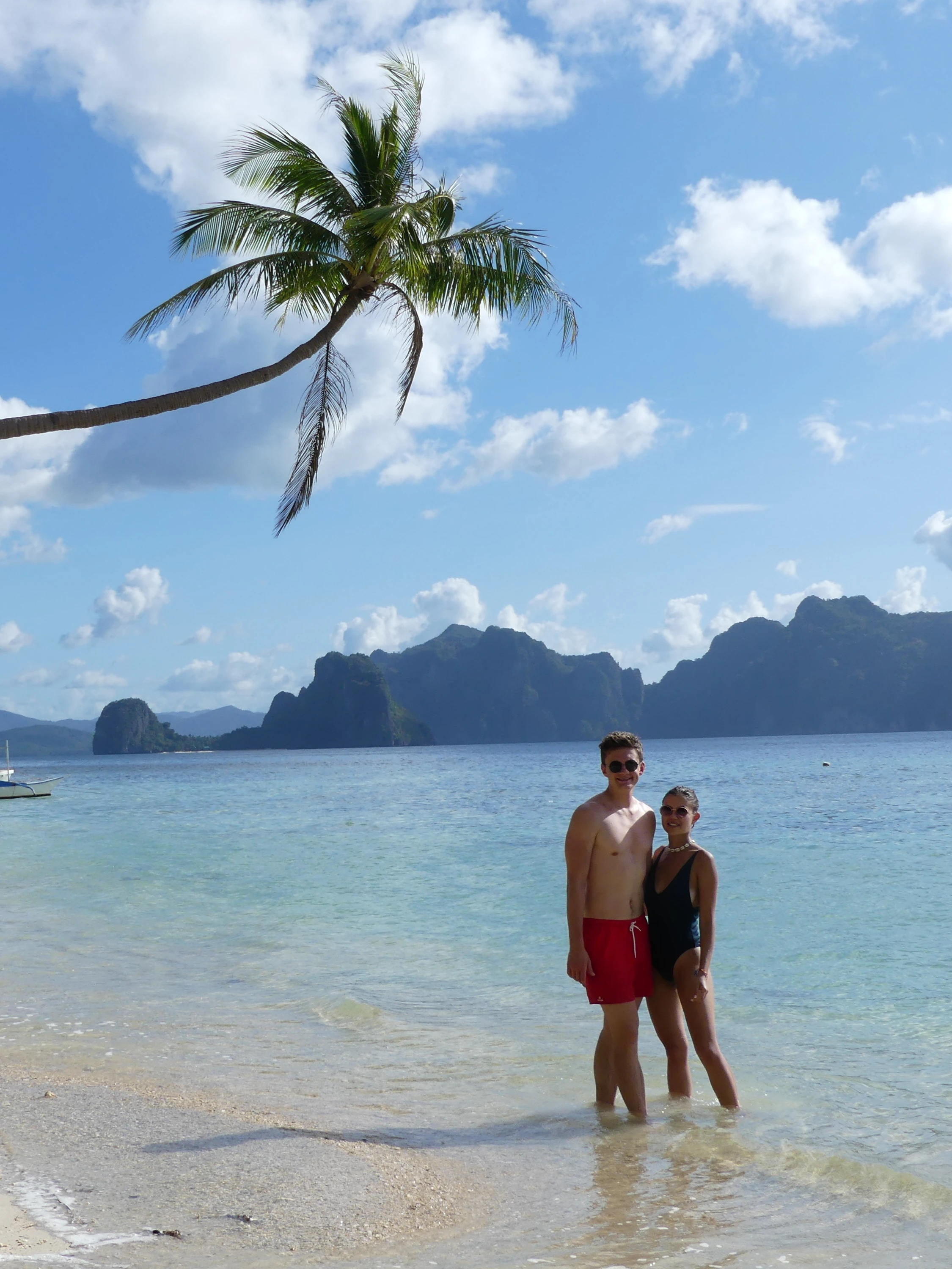 El Nido – plaża z palmą