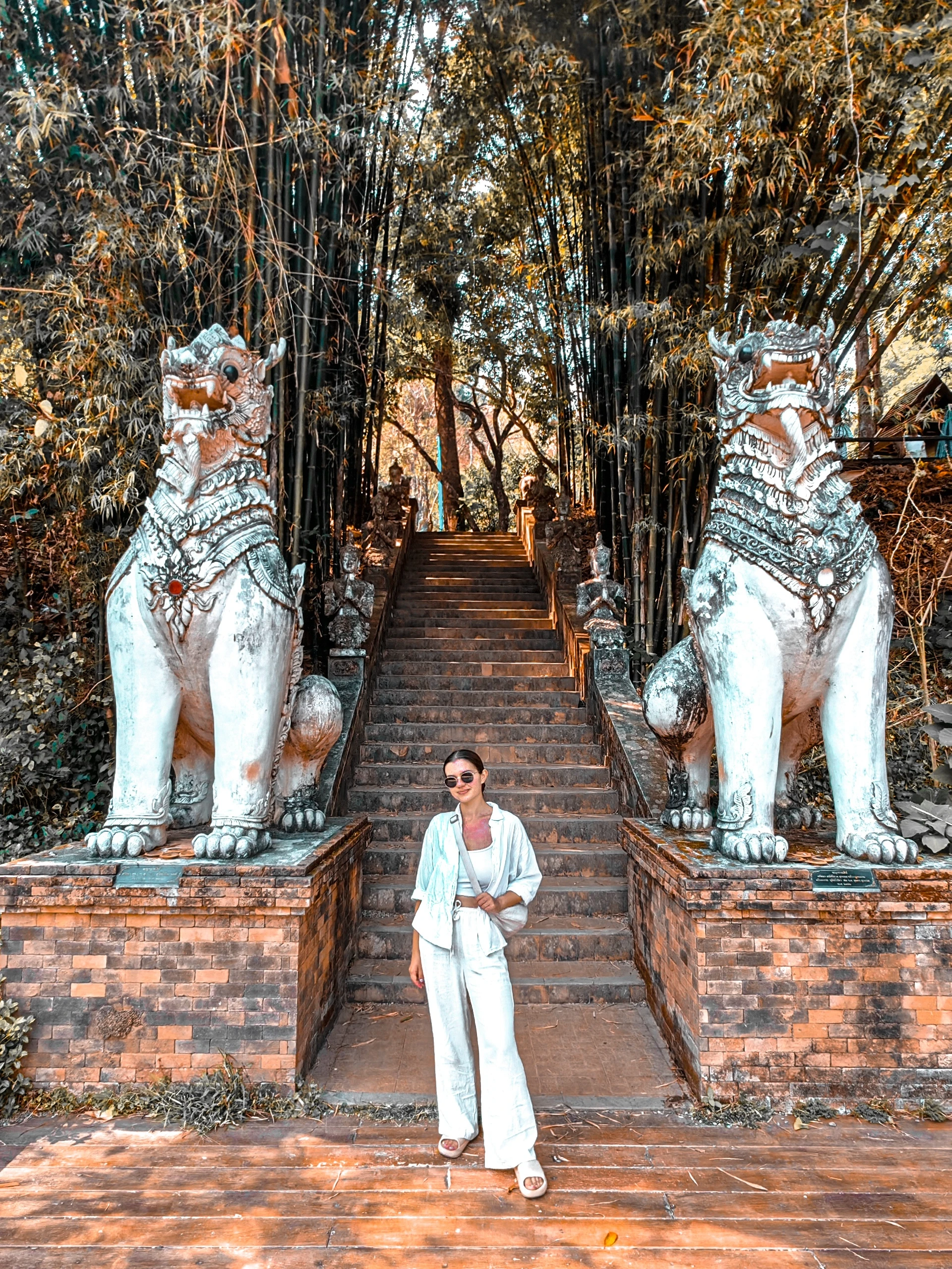 Tajlandia – Chiang Mai, Wat Pha Lat, posągi strażników